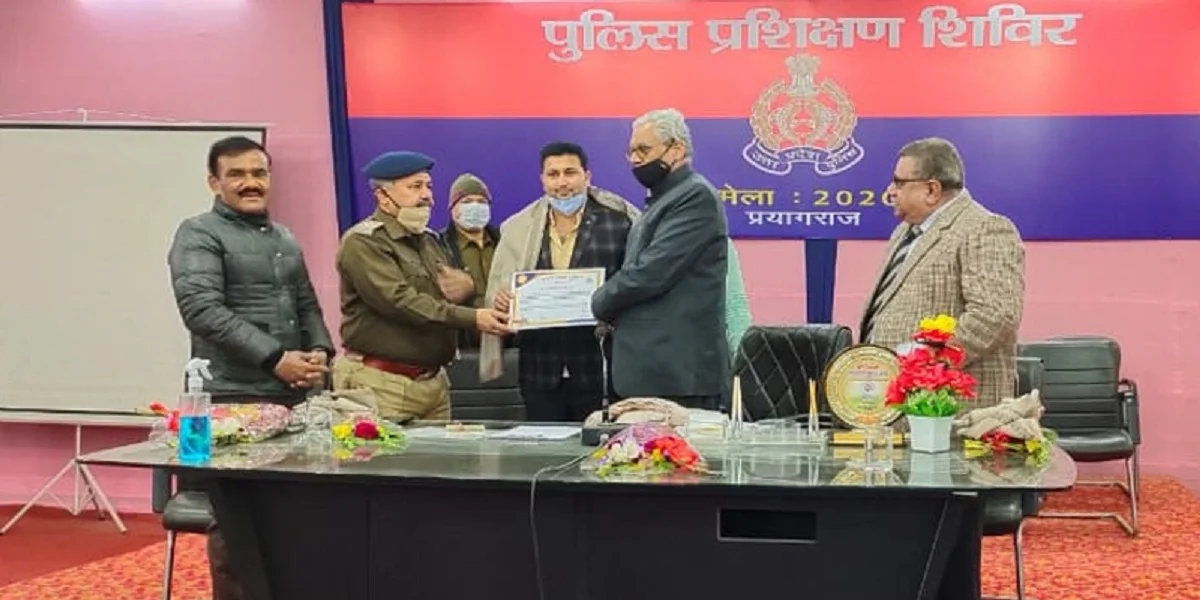 Dr. Prince Kumar Mishra awarded Corona Warrior Prashasti Patra by Justice Sambhu Nath Srivastav and IG Prayagraj UP Police